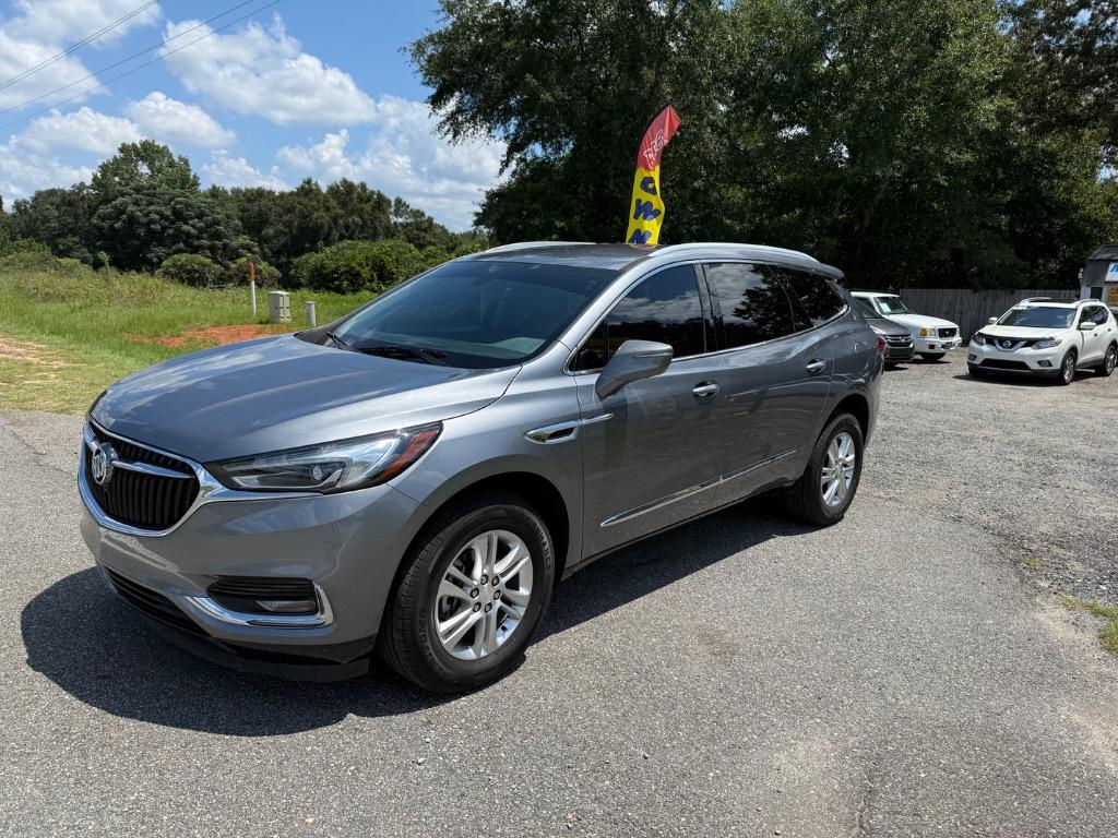2020 Buick Enclave Essence's photo