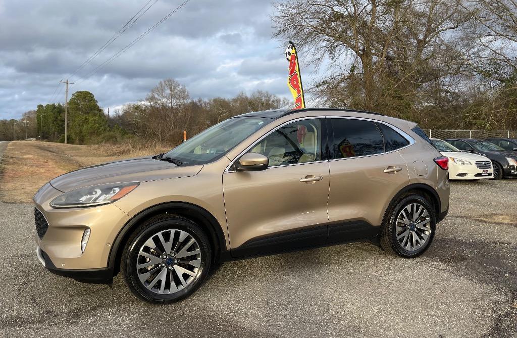 2020 Ford Escape Titanium