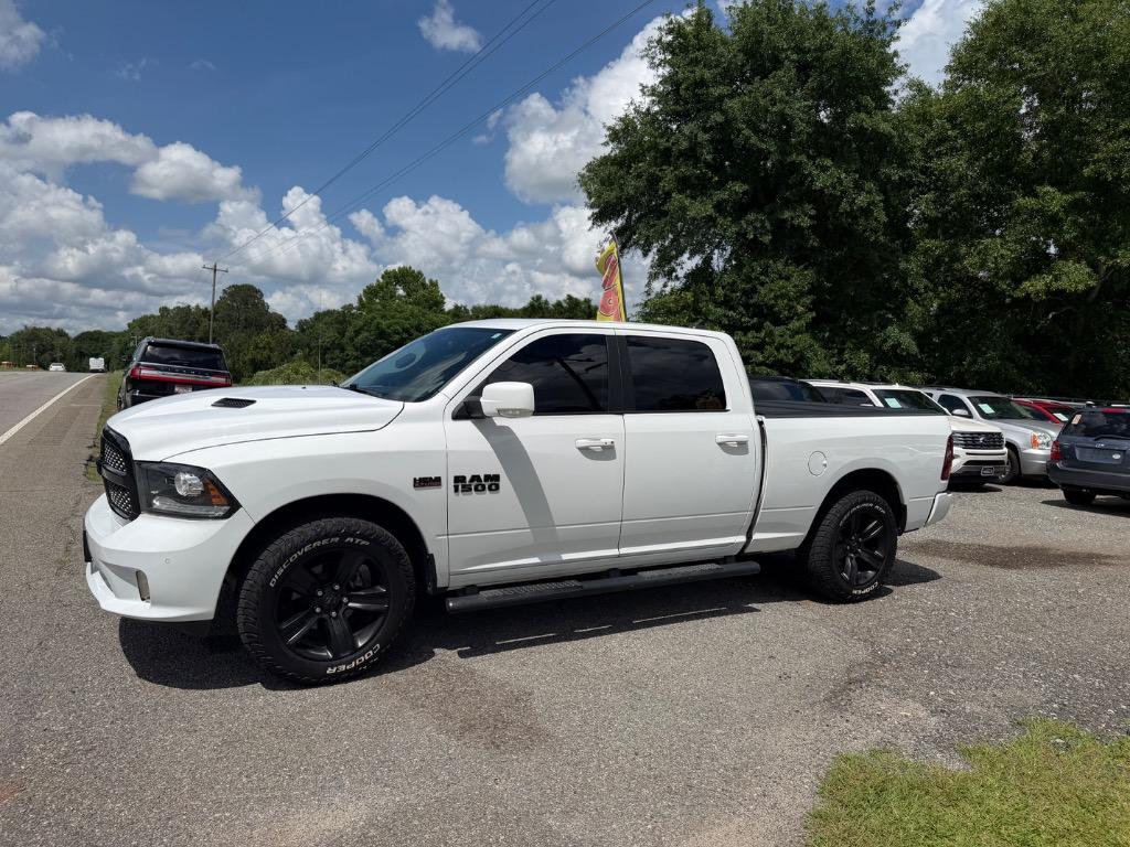 2018 RAM 1500 Night 4x4 Crew Cab 6'4's photo